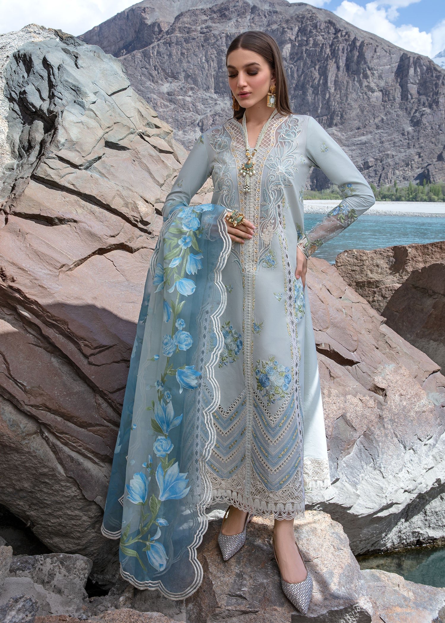 Crimson Luxury Lawn 2024 | Sarfaraz | Forget Me Not - Ice Blue