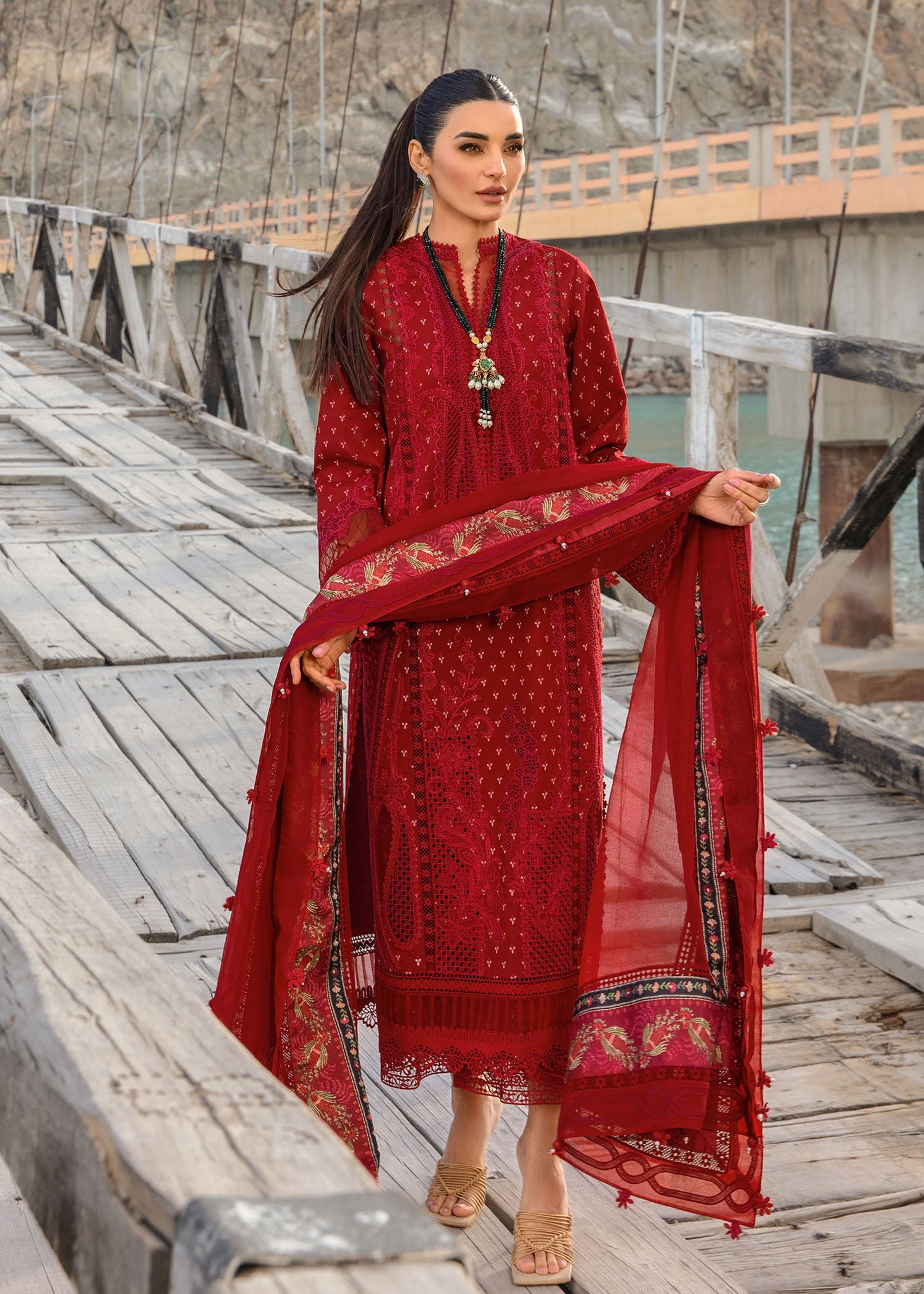 Crimson Luxury Lawn 2024 | Sarfaraz | Dancing Paisleys - Ruby