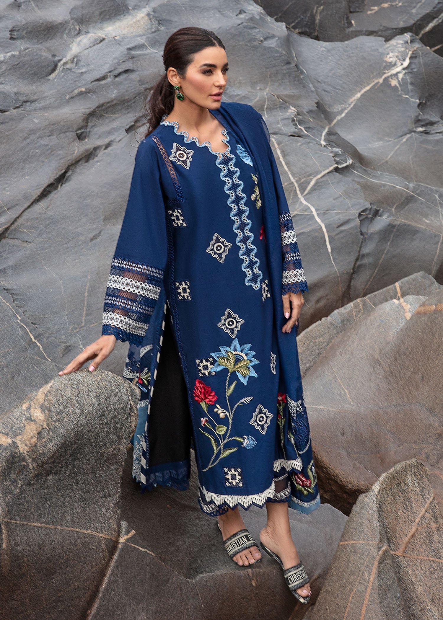 Crimson Luxury Lawn 2024 | Sarfaraz | Into The Wild - Midnight Blue