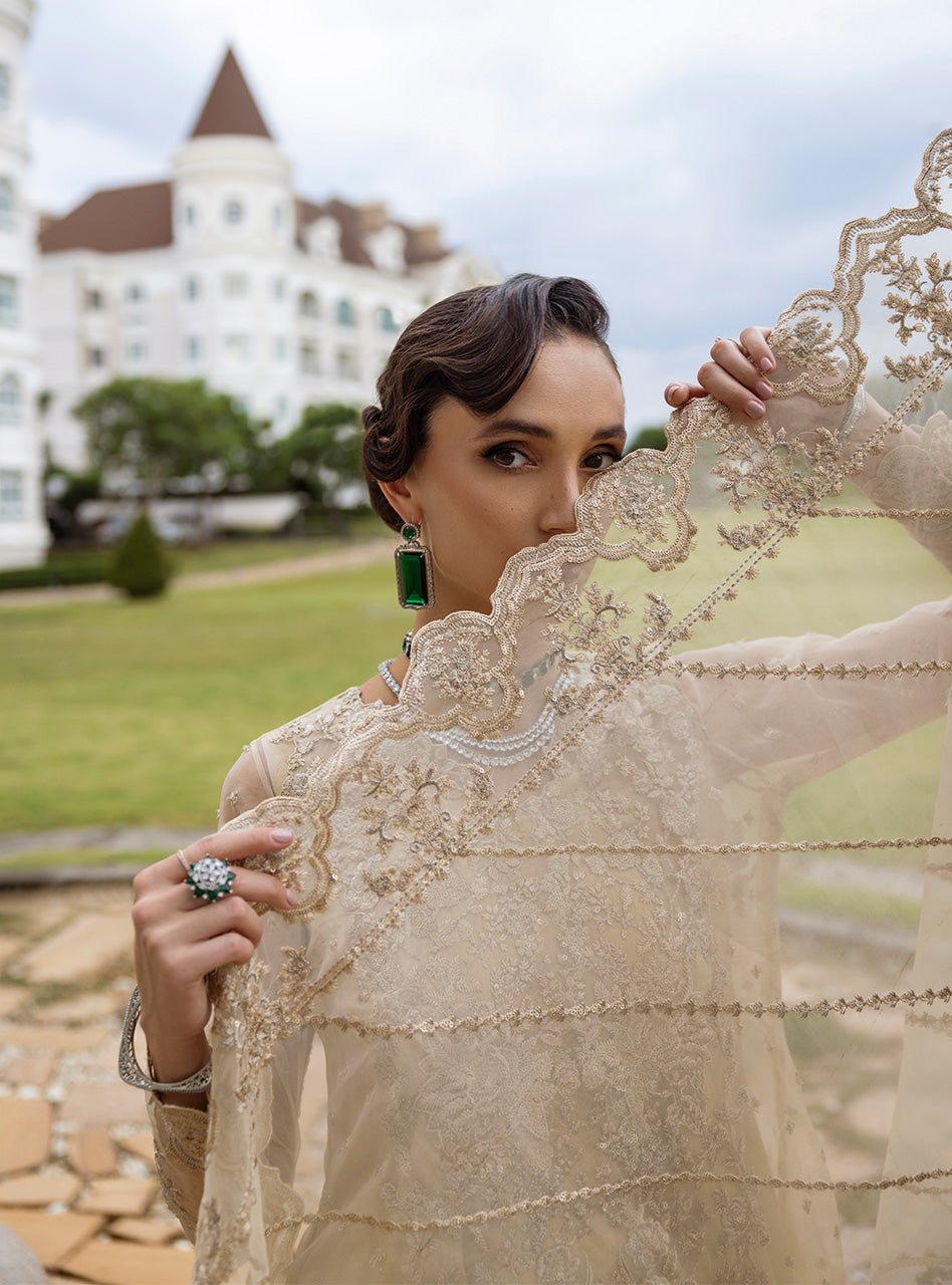 Wedding Festive Collection by Zainab Chottani | DESIGN-04 - Image 3