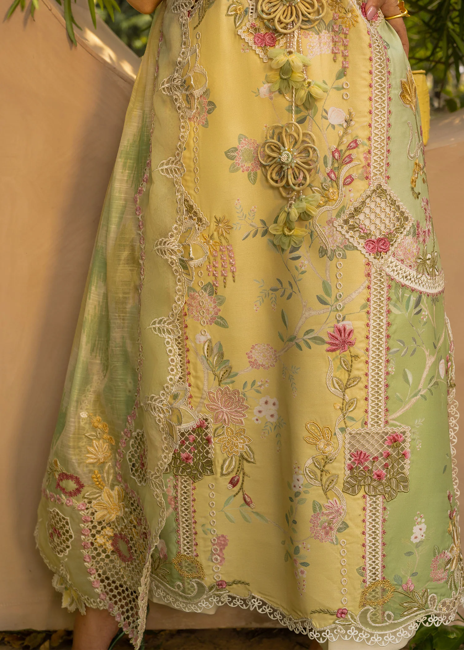 Crimson Tasawar Bonjour And Bloom - D4A - Image 5