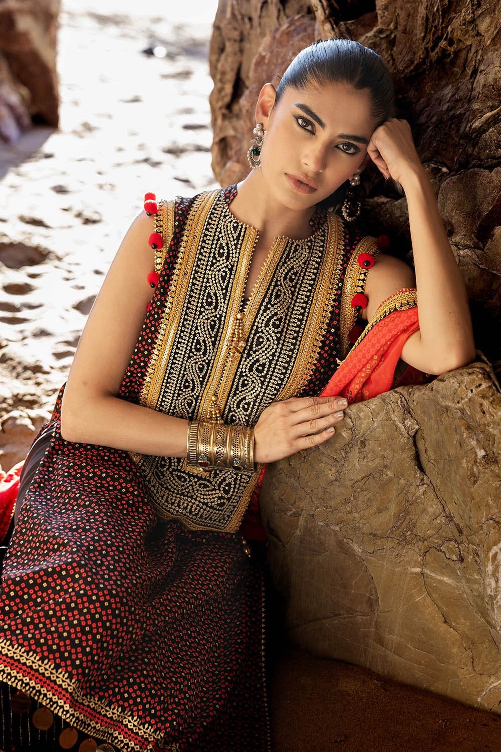 Gul Ahmed Chunri Collection 2025 | BM-52017 - Image 3