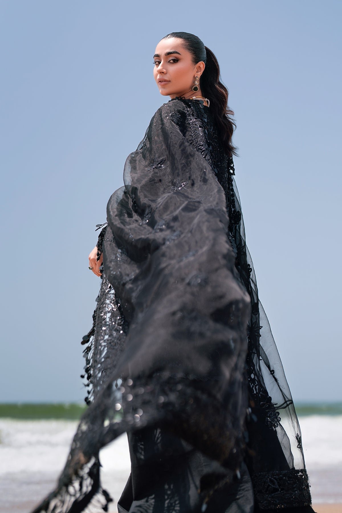 Reveuse Wedding Formals by Emaan Adeel | CASSANDRA - Image 3